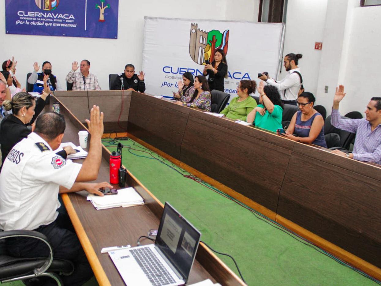 AYUNTAMIENTO DE CUERNAVACA REFUERZA ACCIONES DE MITIGACIÓN DE RIESGOS EN LA COLONIA LOS PILARES