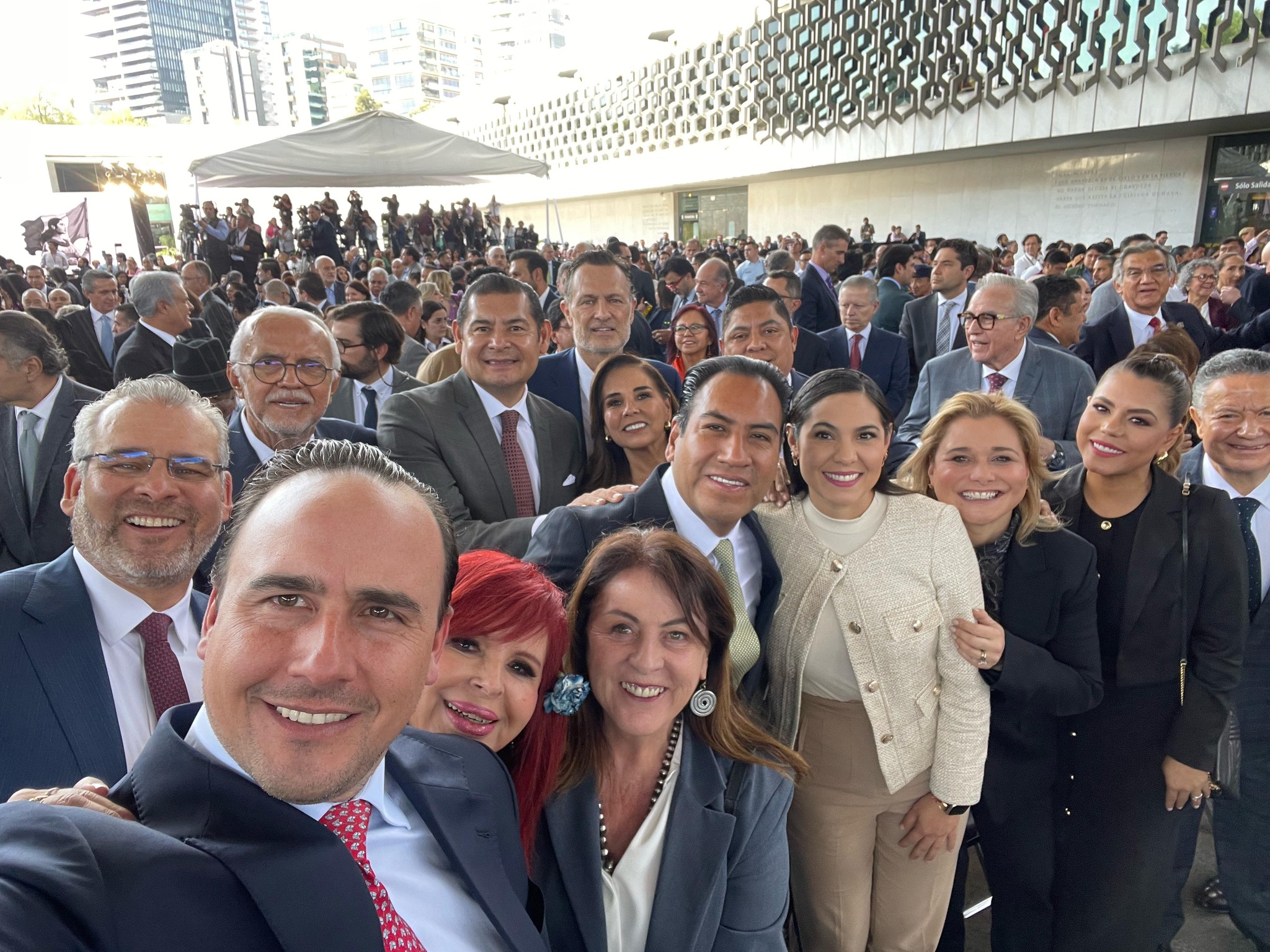 CELEBRA MARGARITA GONZÁLEZ SARAVIA LOS PROGRAMAS PARA FORTALECER LA ECONOMÍA Y BIENESTAR DE MÉXICO