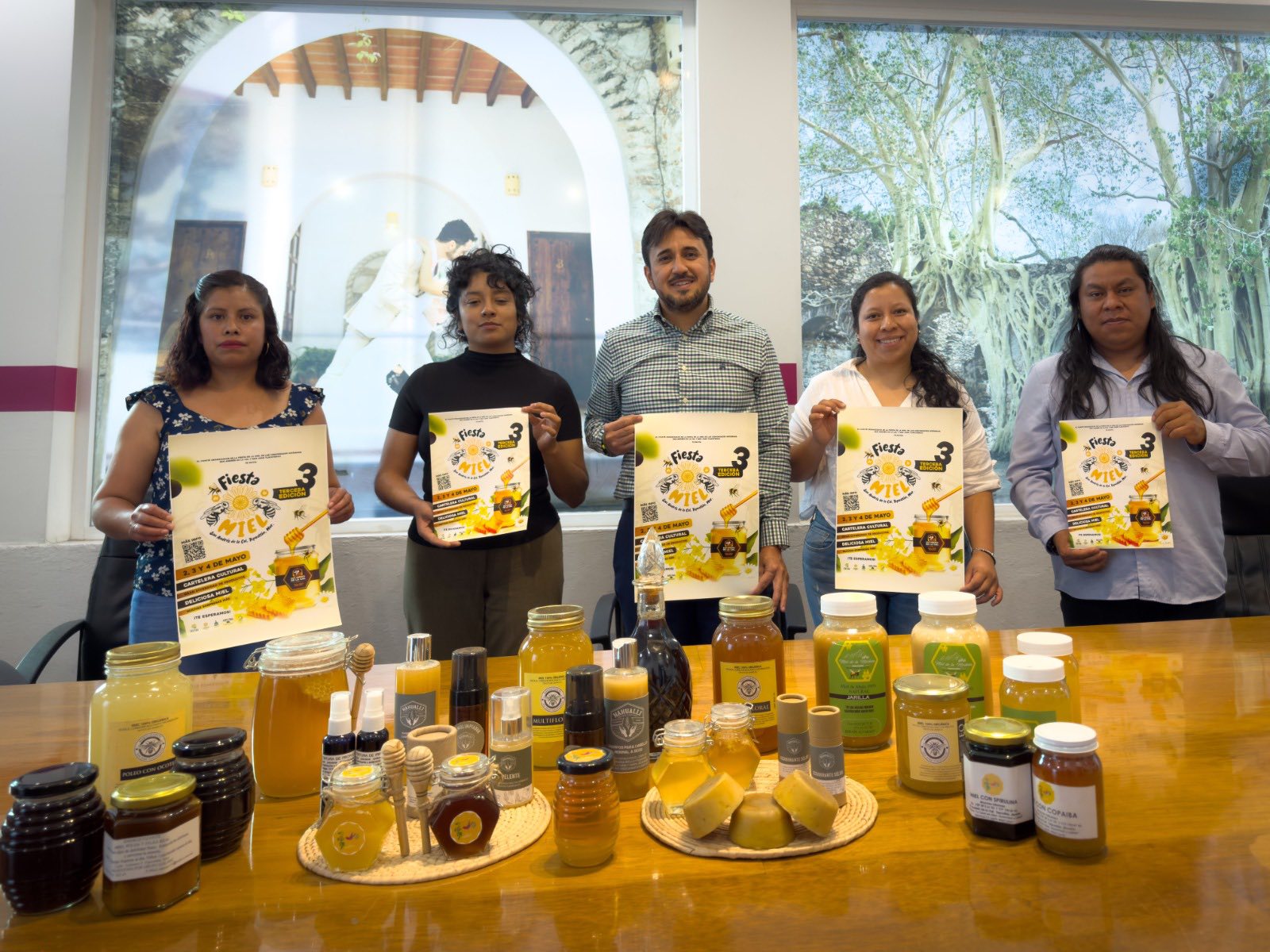 INVITAN GOBIERNO DE MORELOS Y COMUNIDAD DE SAN ANDRÉS DE LA CAL A FIESTA DE LA MIEL 2025